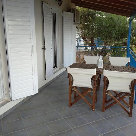 Aggeliki House 3 Villa Kompoi Luaran gambar